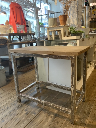 ALTER TISCH - INDUSTRIESTYLE - VINTAGE - LOFT - SHABBY