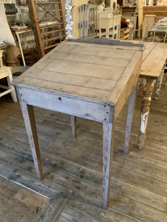 ALTES PULT - STEHPULT - TISCH - SHABBY